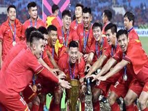 Mức lương cầu thủ bóng đá Việt Nam hiện nay là bao nhiêu?