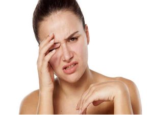 Giật lông mày phải nữ, nam theo giờ có điềm gì?