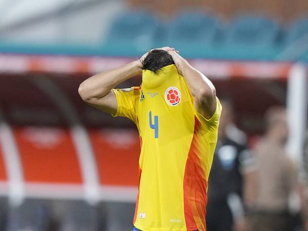 Bóng đá QT 15/7: Colombia còn nhận thống kê xấu hổ