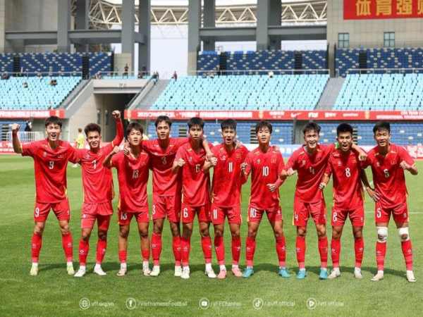 Bóng đá VN: Đội bóng U16 Việt Nam nhận thưởng khủng
