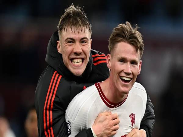 BĐ quốc tế: McTominay liên hệ chèo kéo Hojlund về Napoli