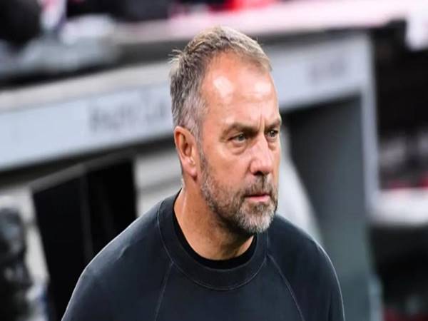 BĐ Tây Ban Nha: HLV Flick không hài lòng dù Barca thắng trận