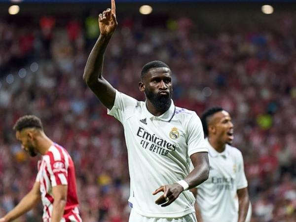 Những hậu vệ Real Madrid giỏi phòng ngự và tấn công