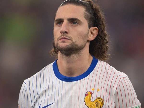 Tin bóng đá 22/8: Barcelona cân nhắc mang về Adrien Rabiot