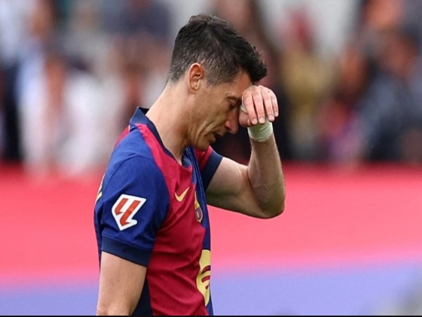 Barcelona tổn thất nặng trong thời điểm then chốt
