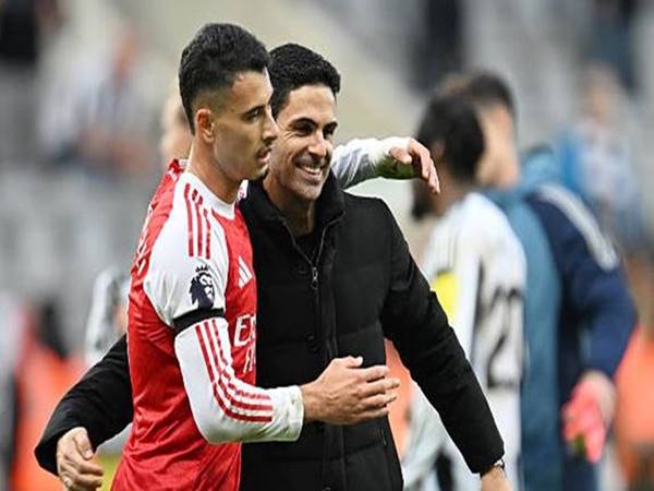 Tin Arsenal: Martinelli chia sẻ về mối quan hệ với HLV Arteta
