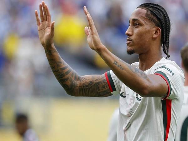 Phong cách chơi bóng của Joao Pedro