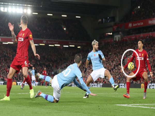 Luật FIFA bóng chạm tay mới nhất cập nhật toàn diện Luật FIFA bóng chạm tay mới nhất cập nhật toàn diện