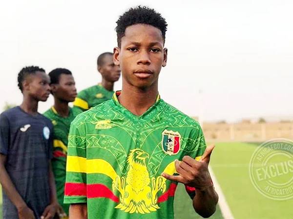 Tin Barca: Barca gặp khó trong thương vụ Aboubacar Maiga