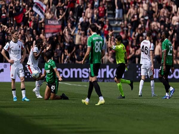 Tin PSG: Cuộc đua vô địch Ligue 1 trở nên khó khăn